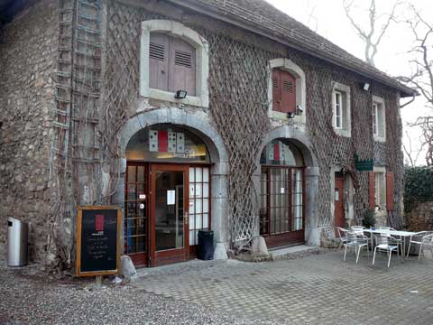 tour de peilz restaurant